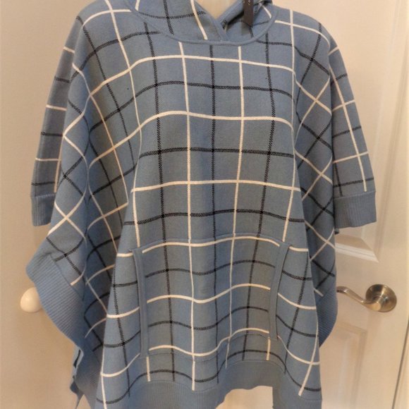 Tahari Poncho Blue Plaid Hooded NWT One Size - Picture 3 of 10